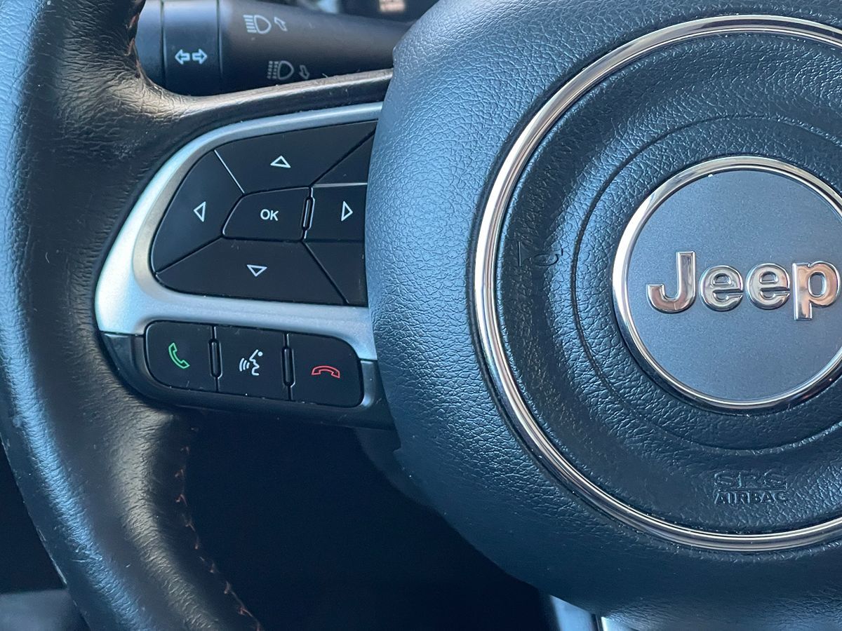2016 Jeep Renegade Trailhawk photo 26