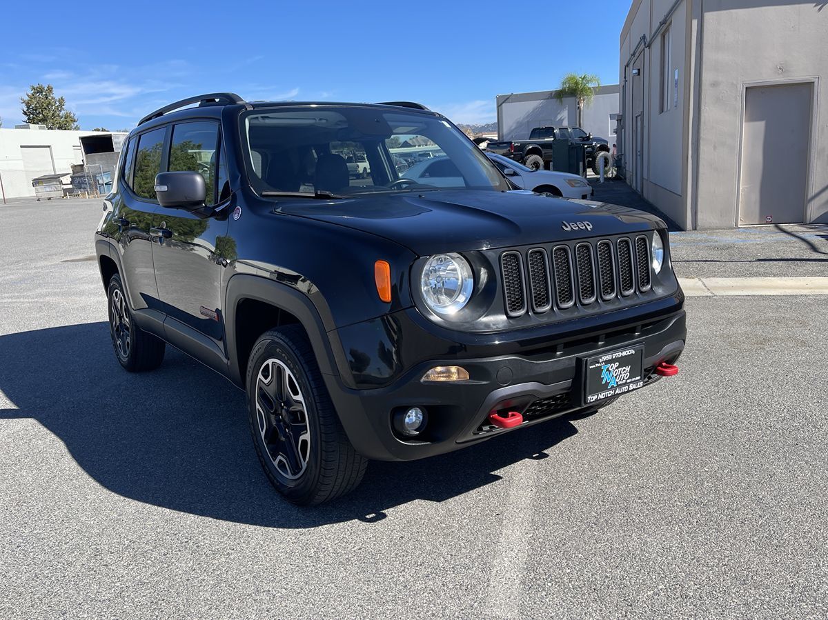 2016 Jeep Renegade Trailhawk photo 3