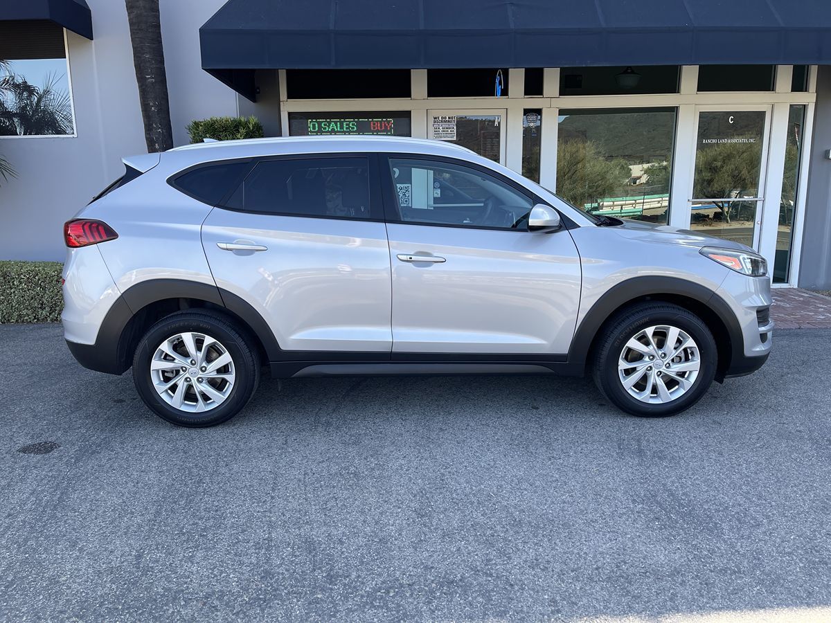 2020 Hyundai Tucson Value photo 3