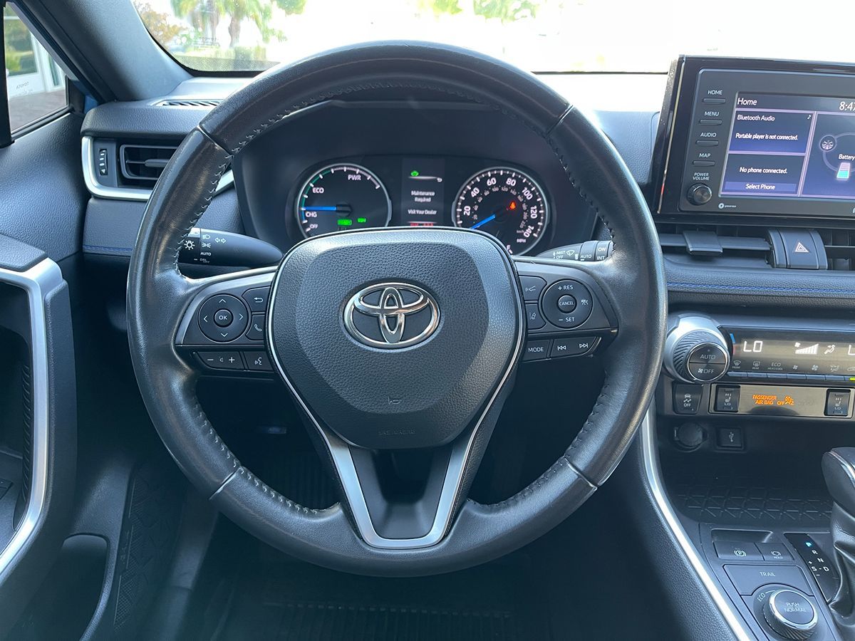 2022 Toyota RAV4 Hybrid SE photo 7