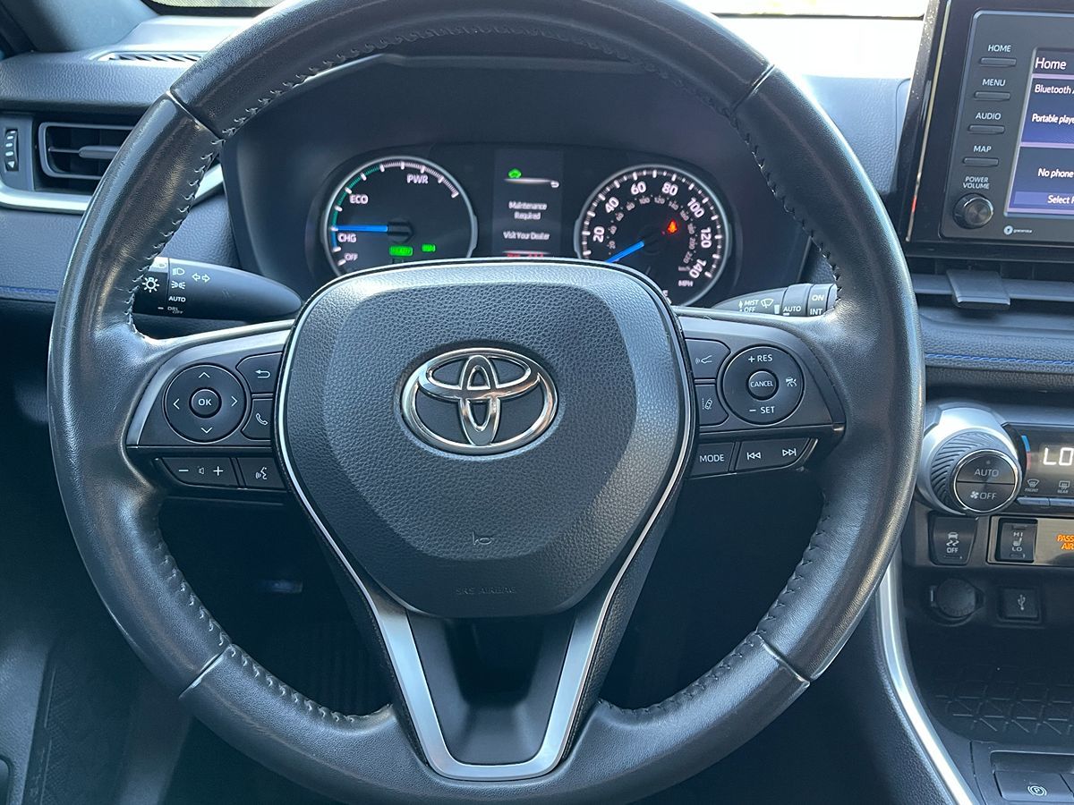 2022 Toyota RAV4 Hybrid SE photo 21