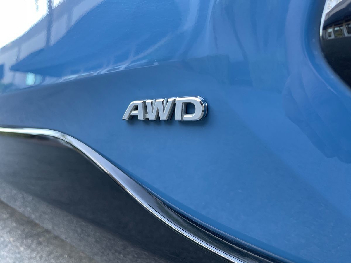 2022 Toyota RAV4 Hybrid SE photo 29
