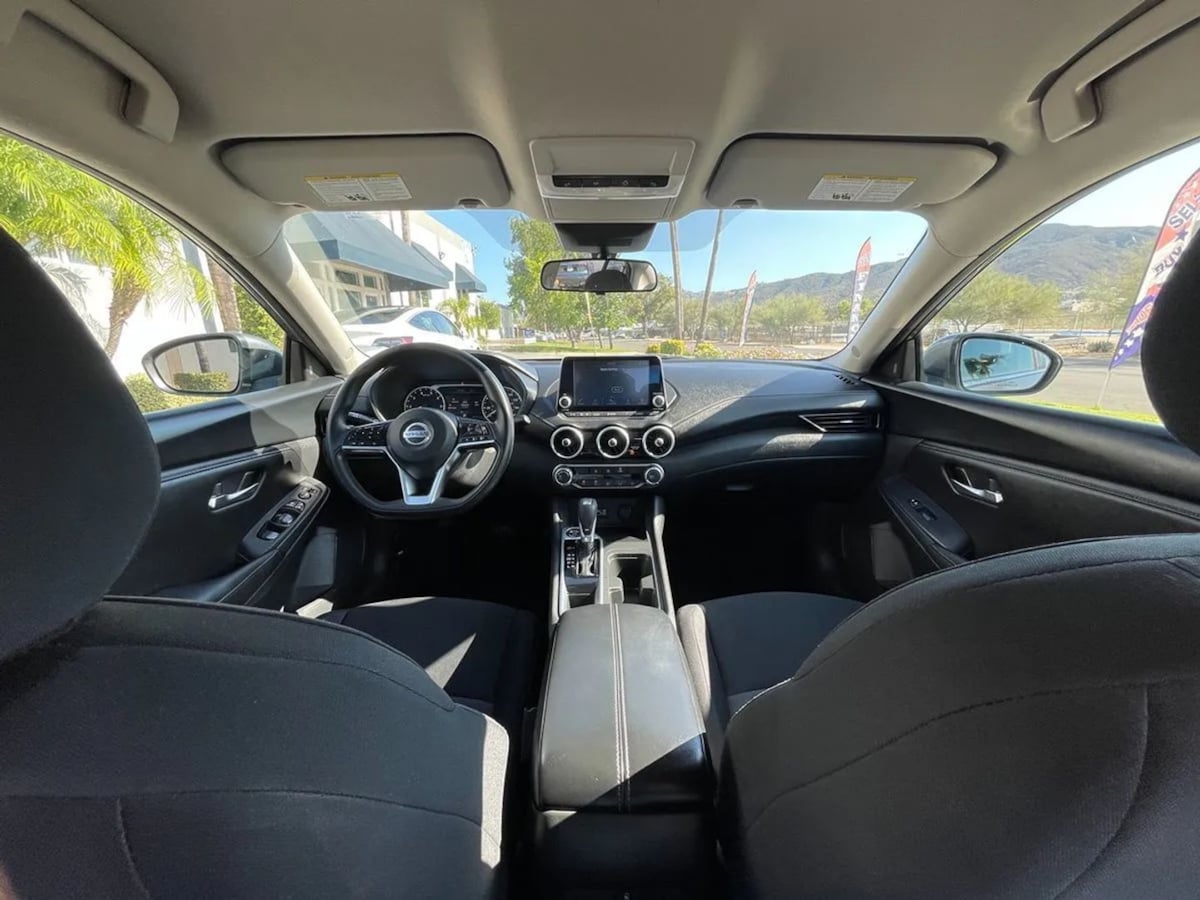 2023 Nissan Sentra SV - Photo 13