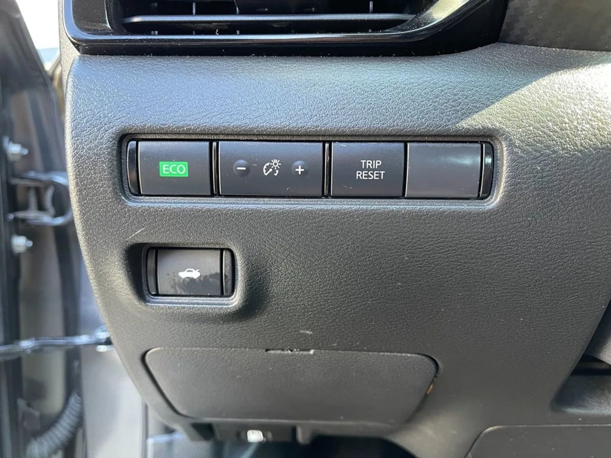 2023 Nissan Sentra SV - Photo 28