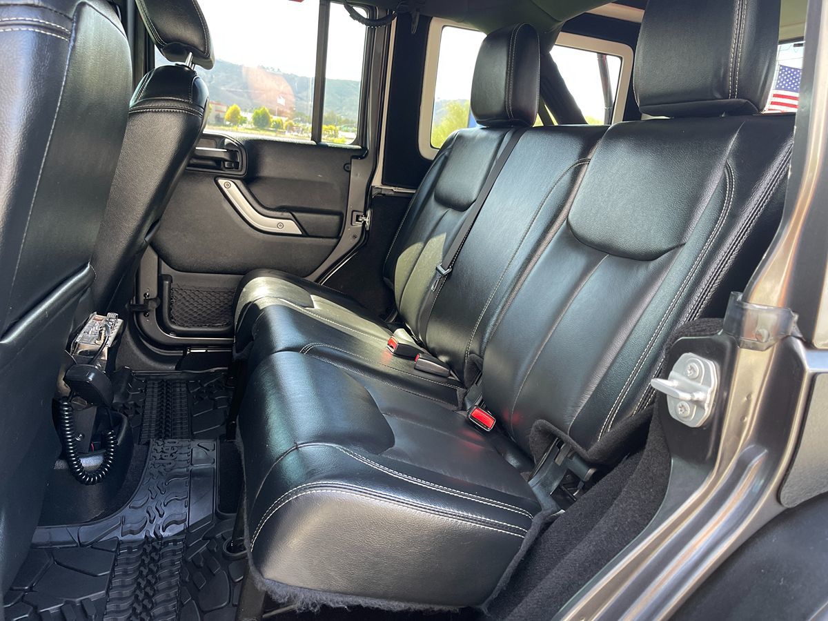 2017 Jeep Wrangler Unlimited Rubicon Hard Rock photo 18