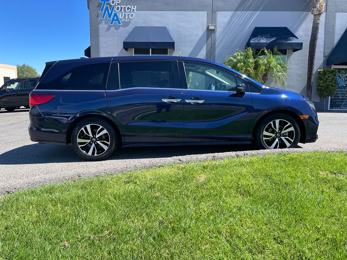 2019 Honda Odyssey Elite photo 3
