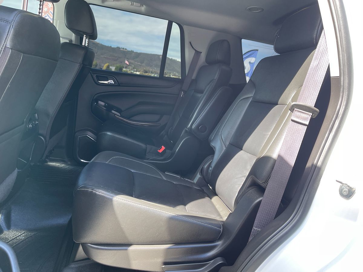 2016 Chevrolet Tahoe LT photo 19
