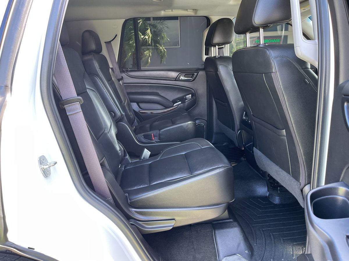 2016 Chevrolet Tahoe LT photo 25