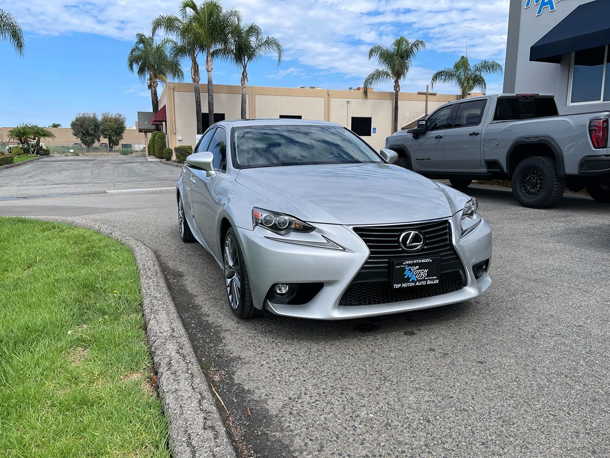 2015 Lexus IS 250 AWD photo 2