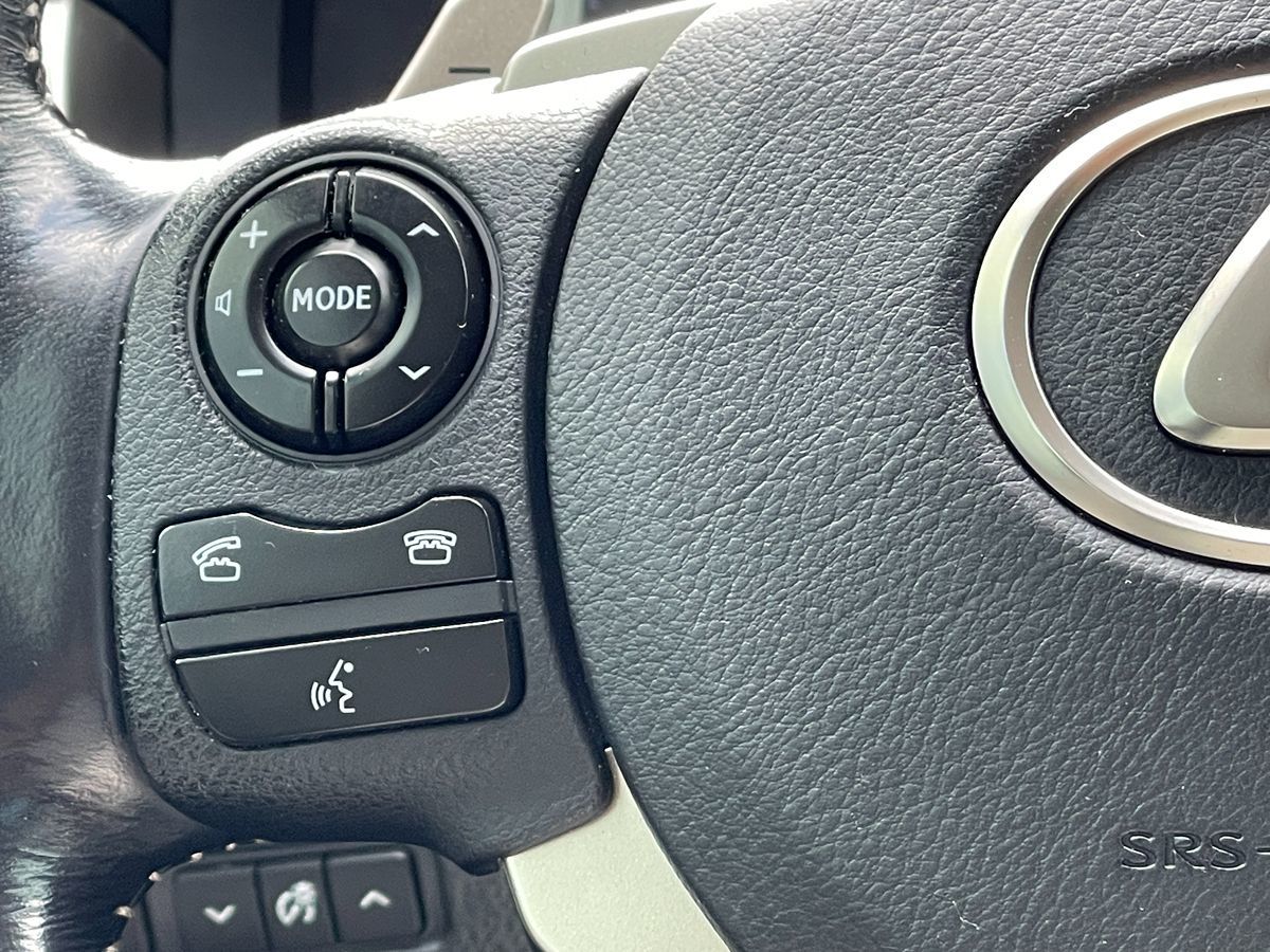 2015 Lexus IS 250 AWD photo 27
