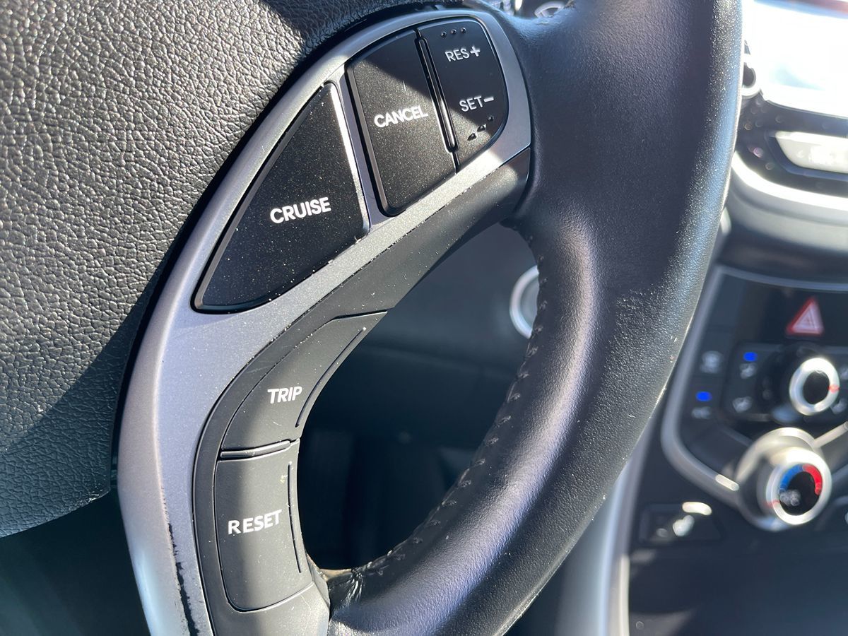 2016 Hyundai Elantra Value Edition photo 28