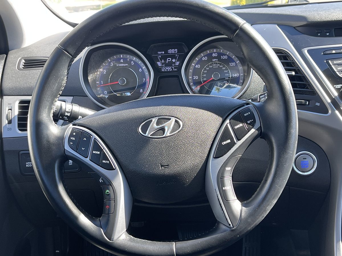 2016 Hyundai Elantra Value Edition photo 25