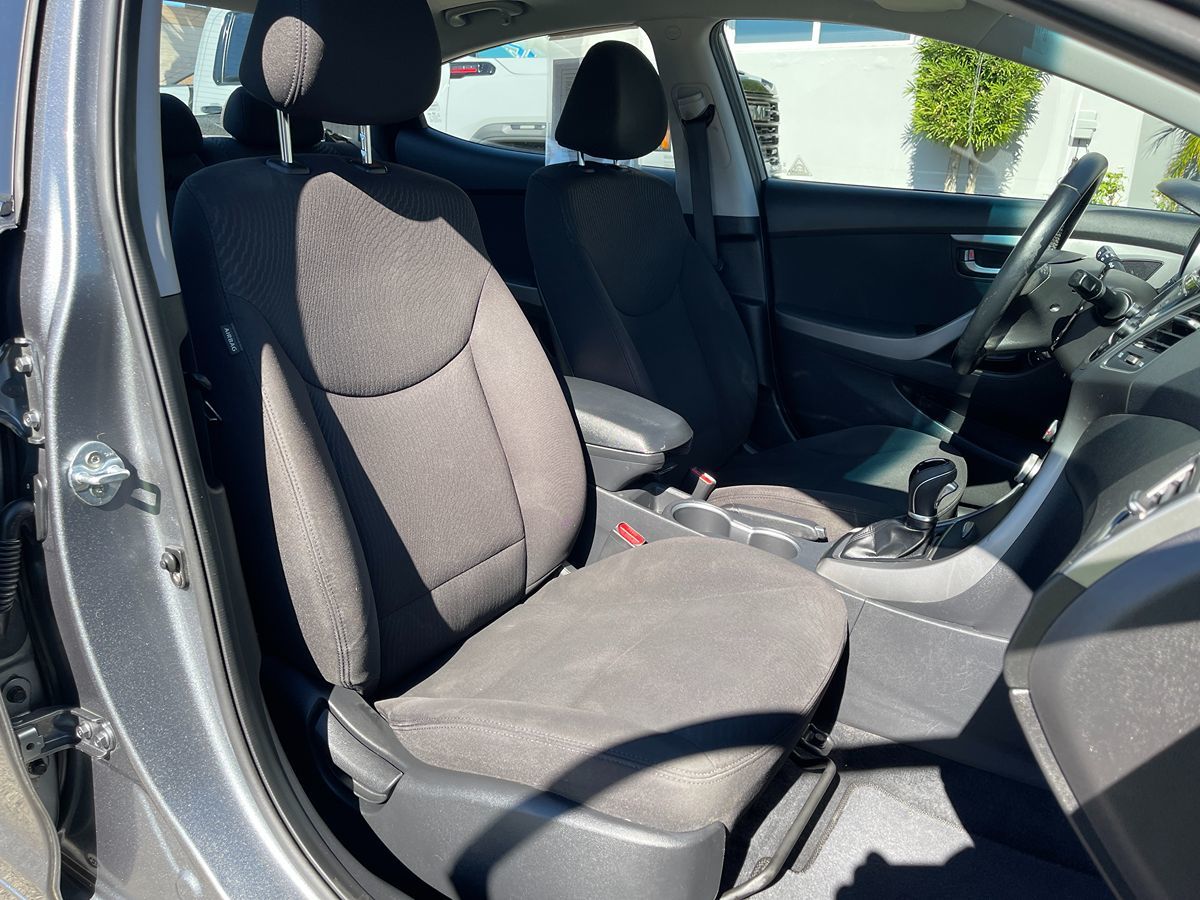 2016 Hyundai Elantra Value Edition photo 21