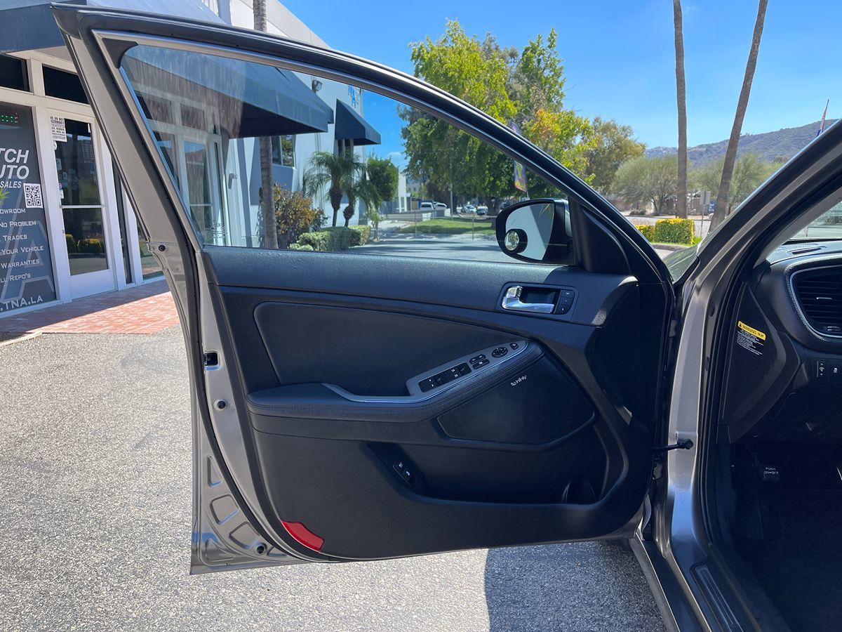 2014 Kia Optima SX Turbo Premium photo 12