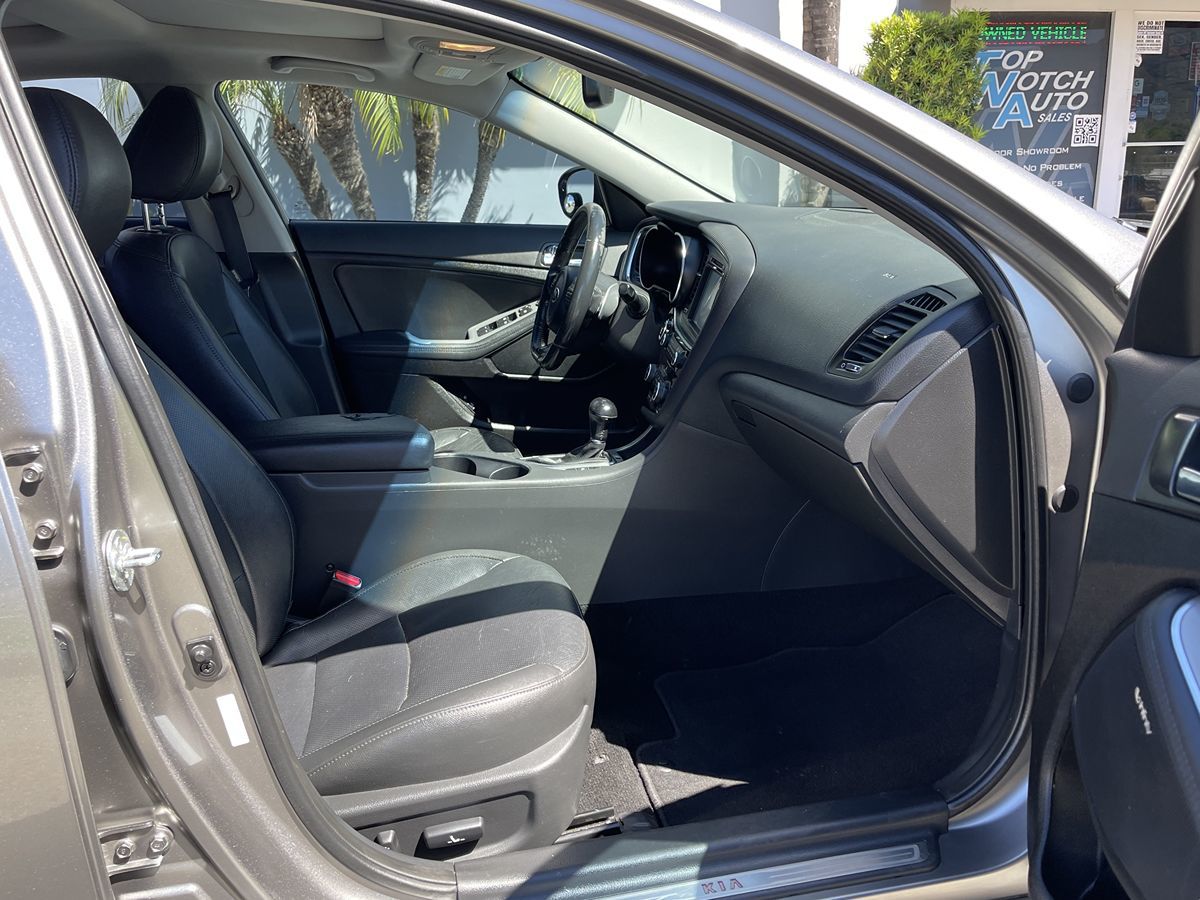 2014 Kia Optima SX Turbo Premium photo 18