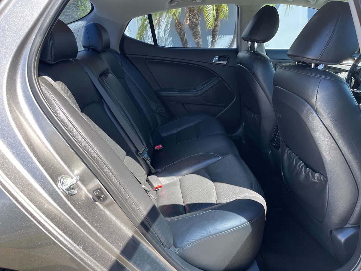 2014 Kia Optima SX Turbo Premium photo 22