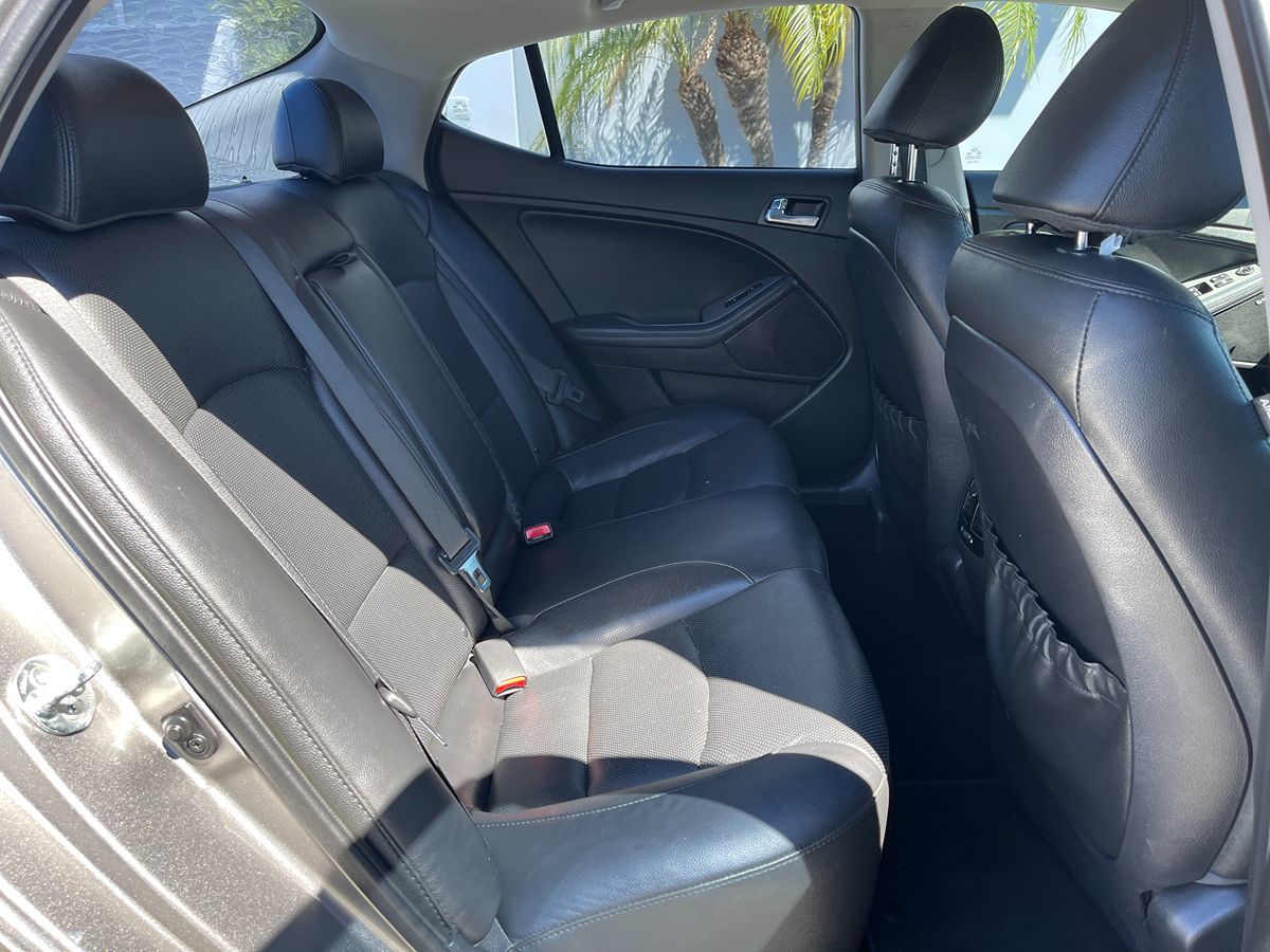 2014 Kia Optima SX Turbo Premium photo 23