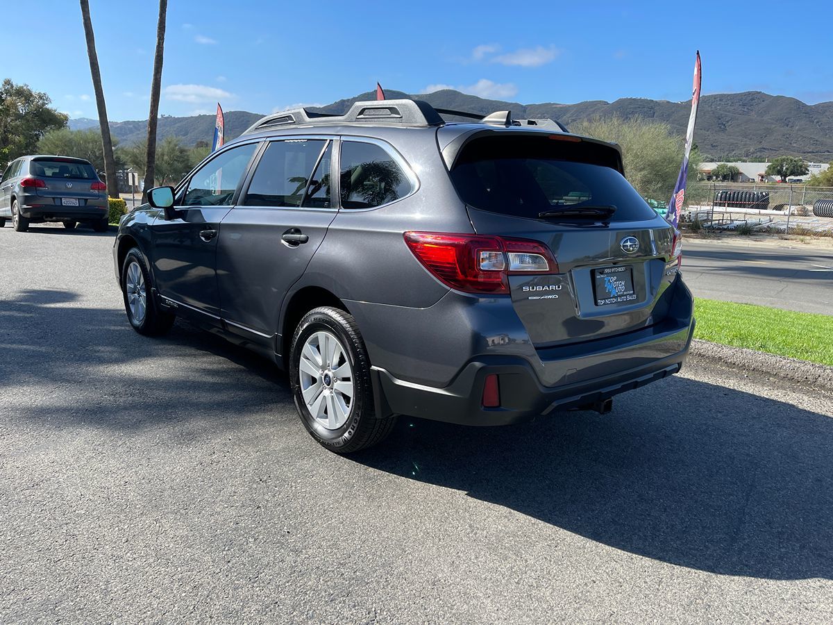 2019 Subaru Outback Premium photo 4