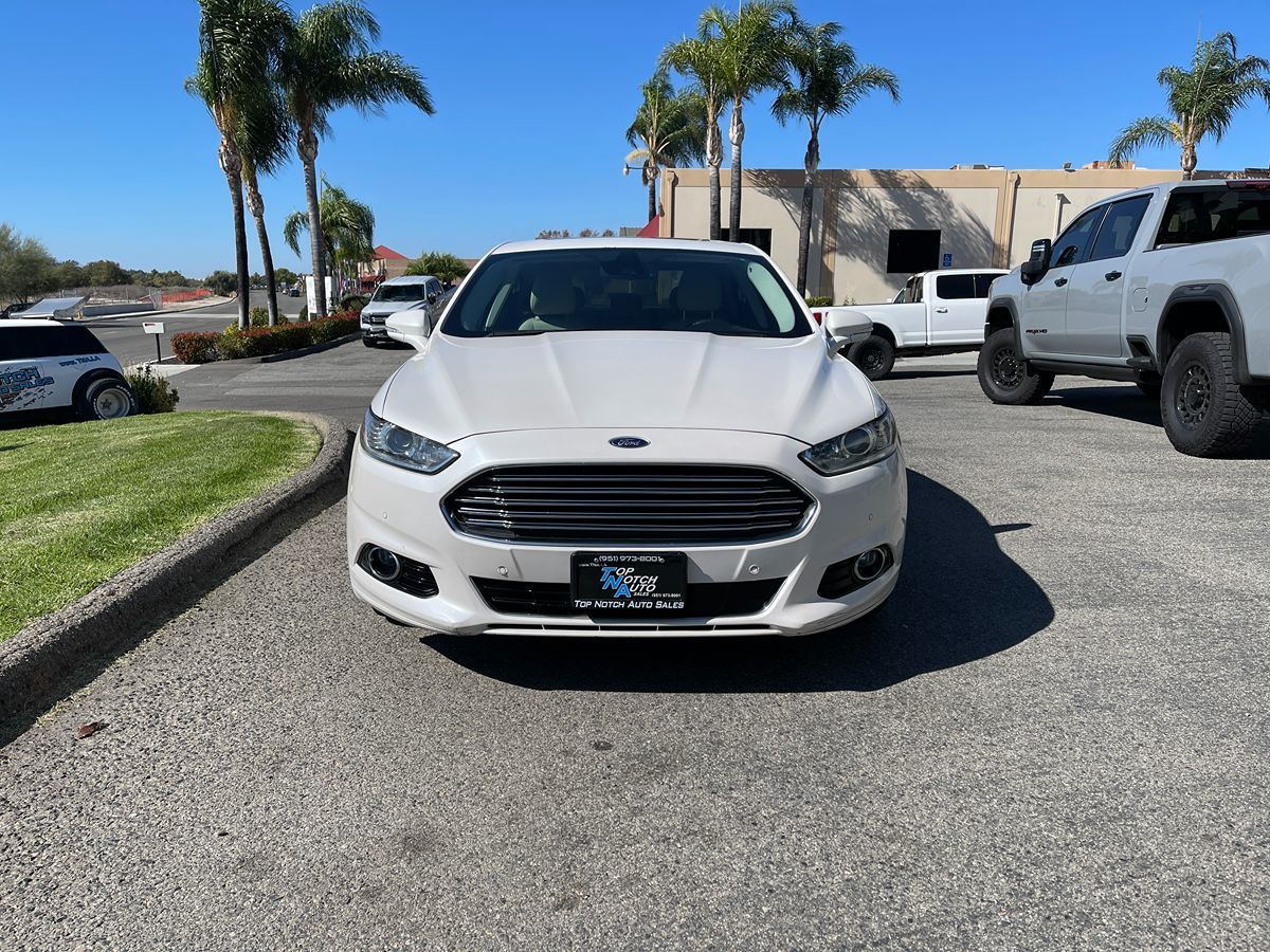 2016 Ford Fusion Energi Titanium photo 2