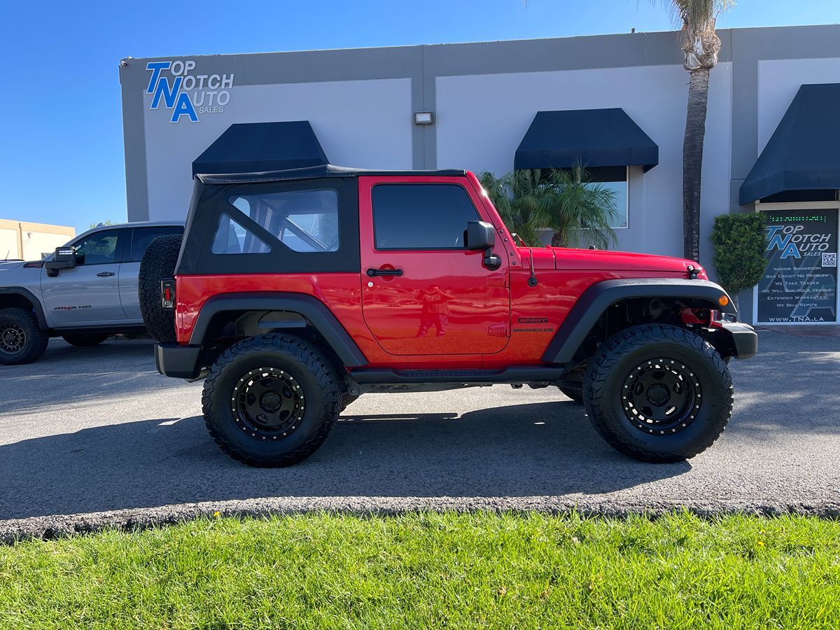 2017 Jeep Wrangler Sport photo 4