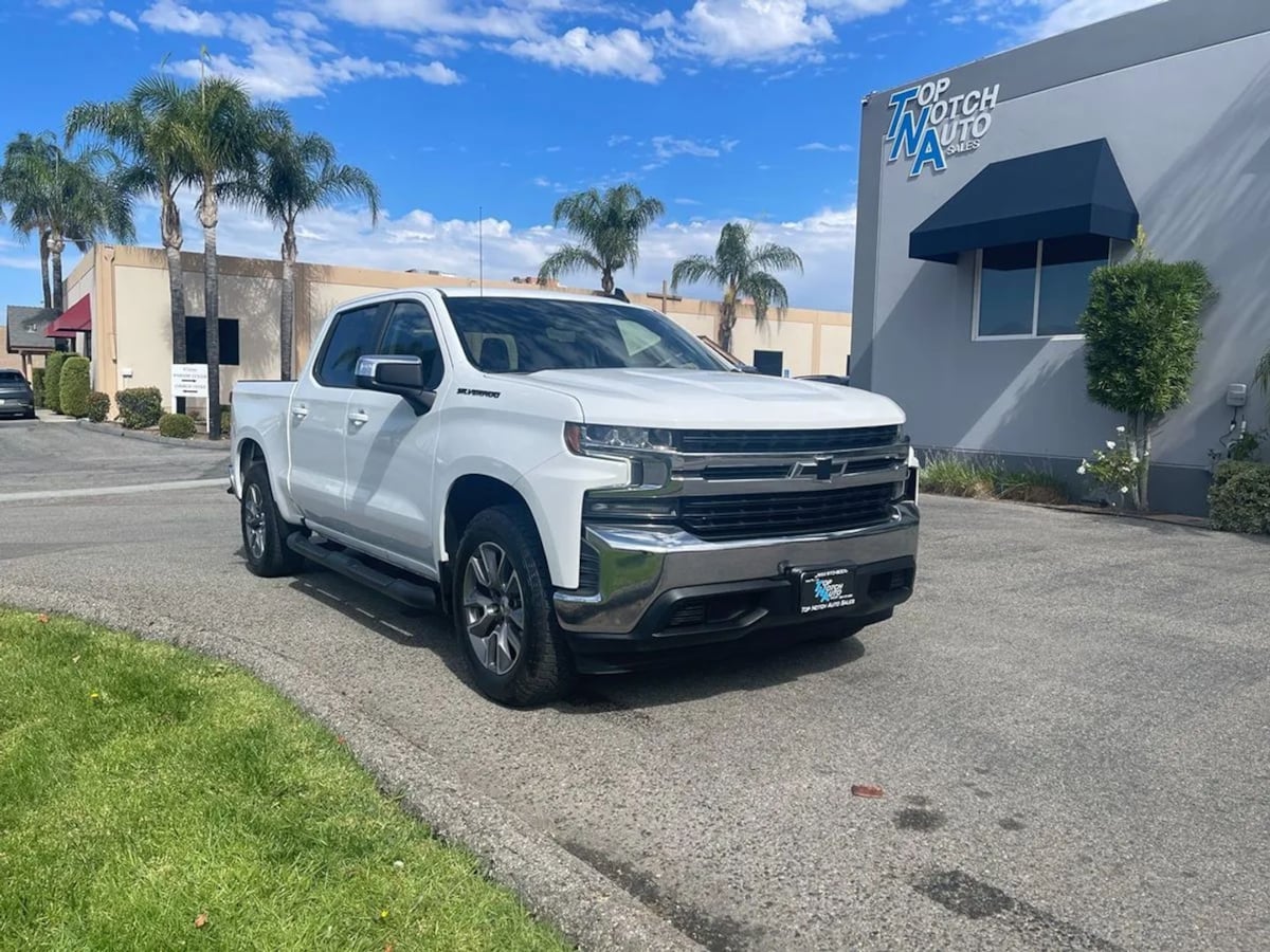 2021 Chevrolet Silverado 1500 LT - Photo 3