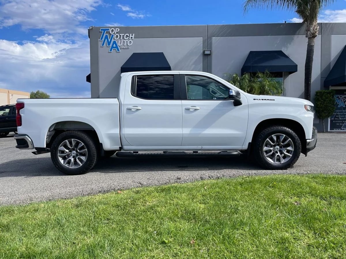 2021 Chevrolet Silverado 1500 LT - Photo 4