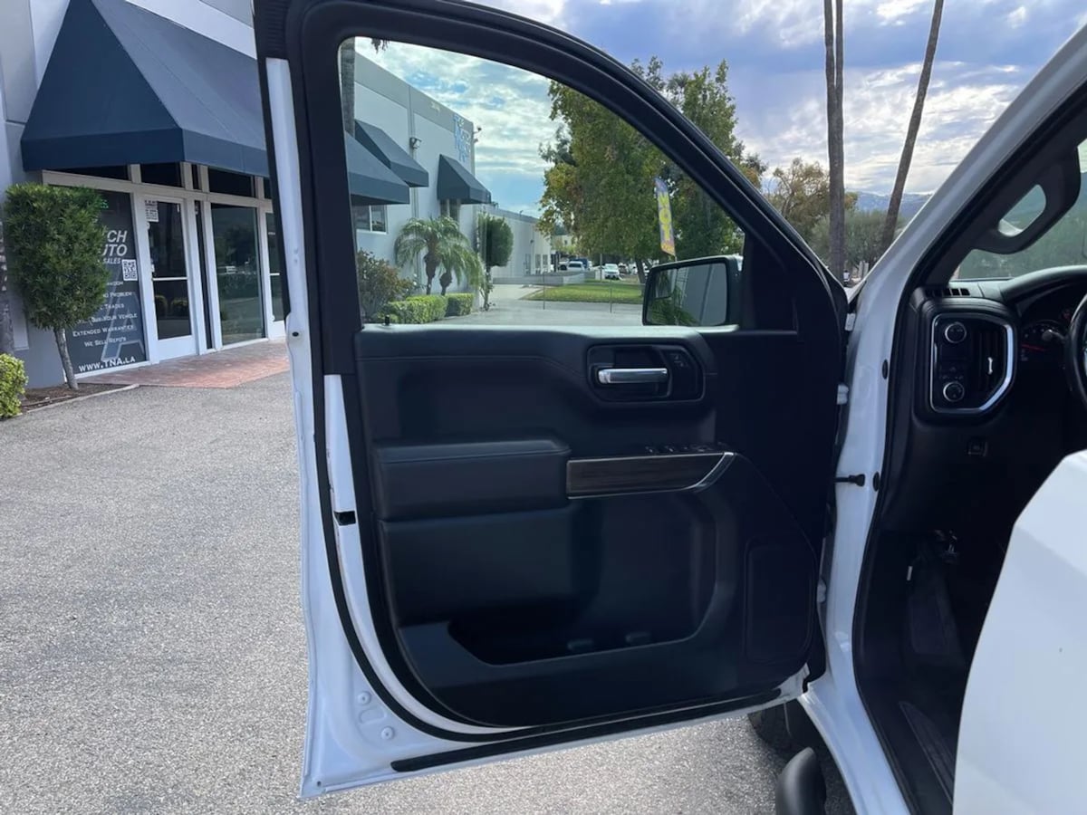 2021 Chevrolet Silverado 1500 LT - Photo 19