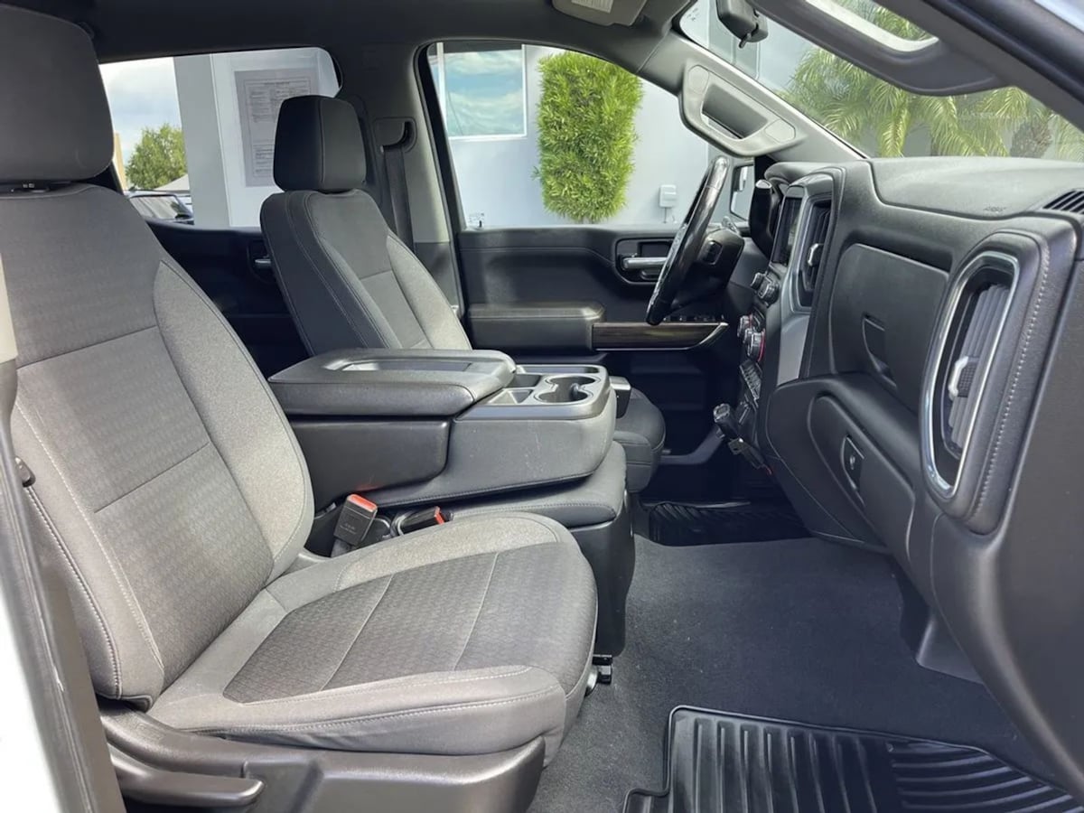 2021 Chevrolet Silverado 1500 LT - Photo 24