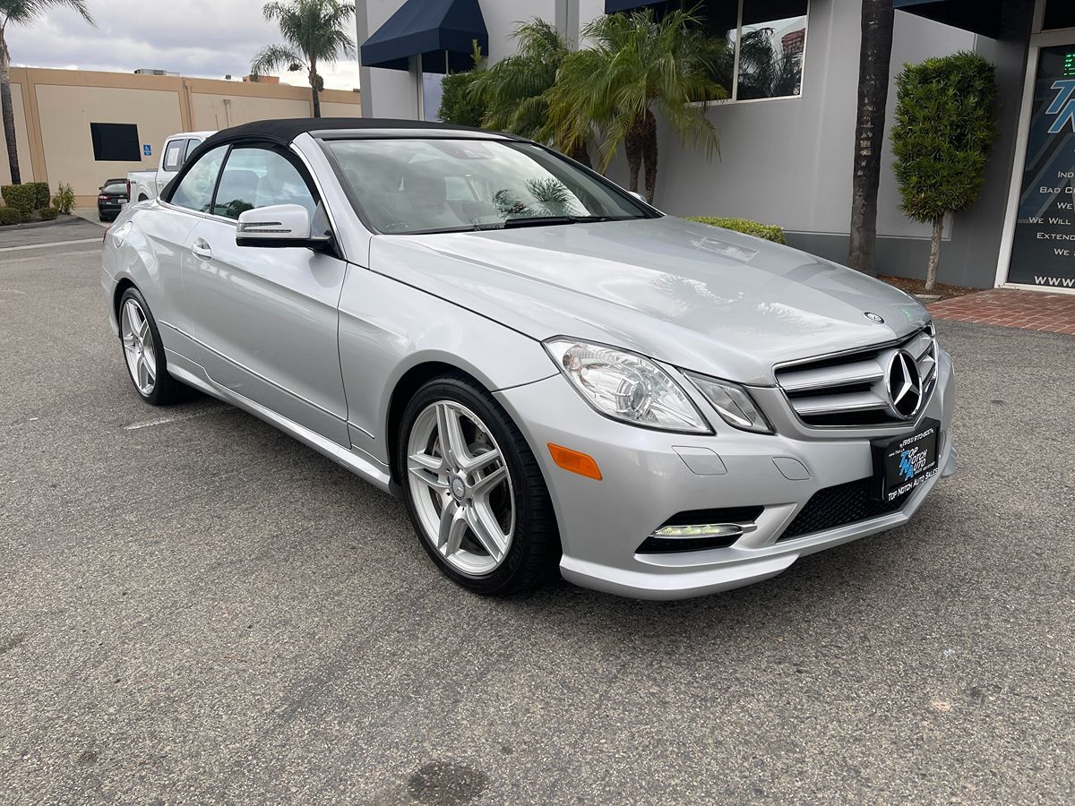 2013 Mercedes Benz E 550 Cabriolet photo 3