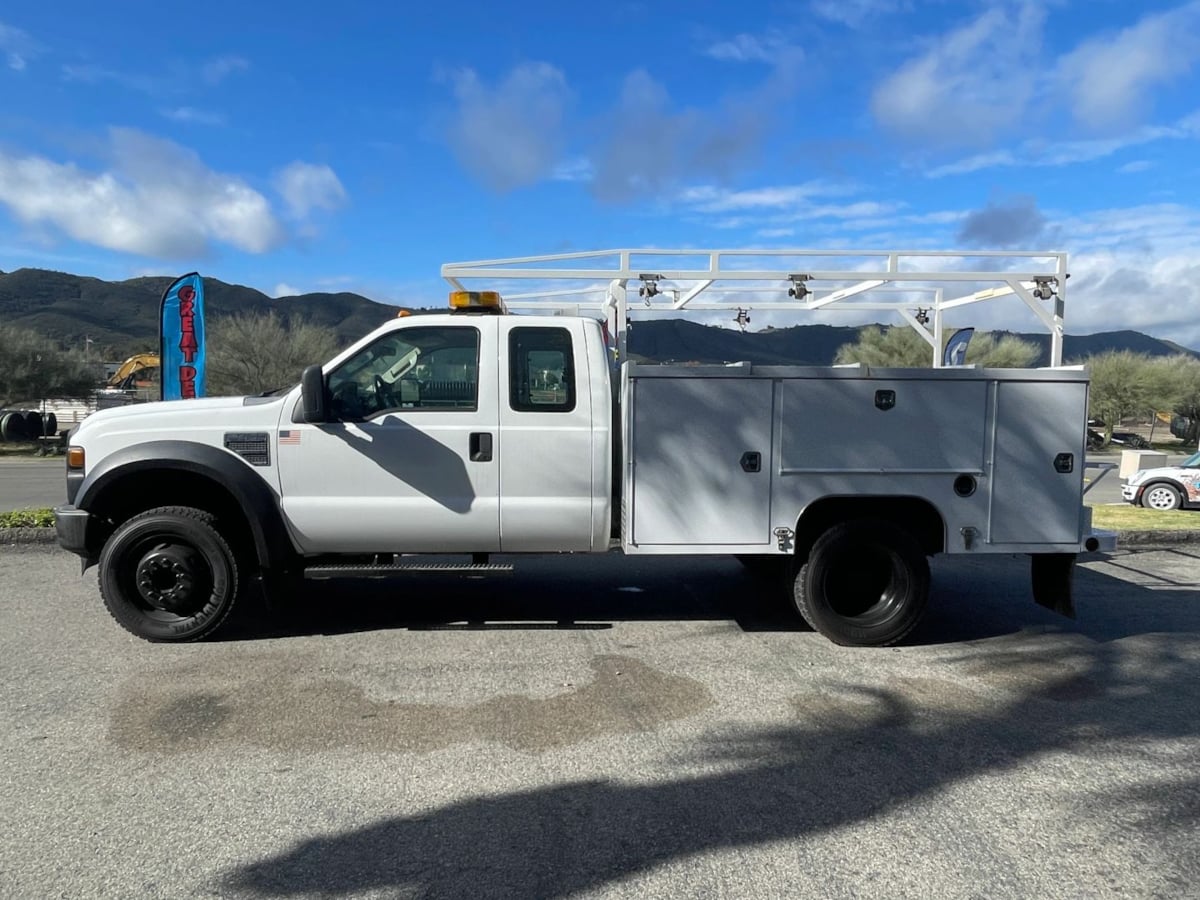2010 Ford F-450 Super Duty Chassis Cab XL - Photo 8