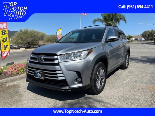Celestial Silver Metallic 2019 Toyota Highlander SUV / Crossover Front-Wheel Drive Automatic