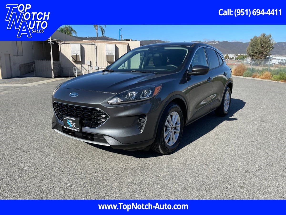 2020 Ford Escape SE