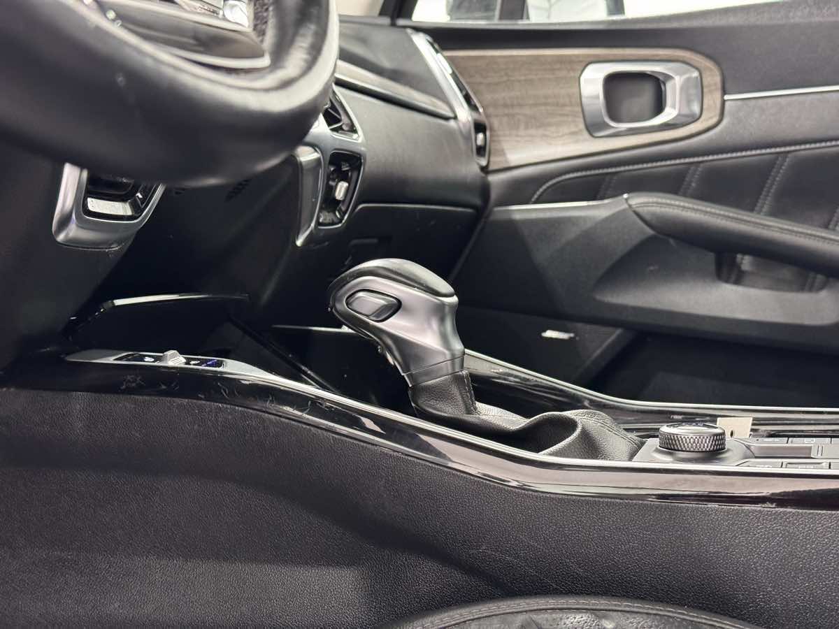 2023 Kia Sorento SX Prestige - Photo 10