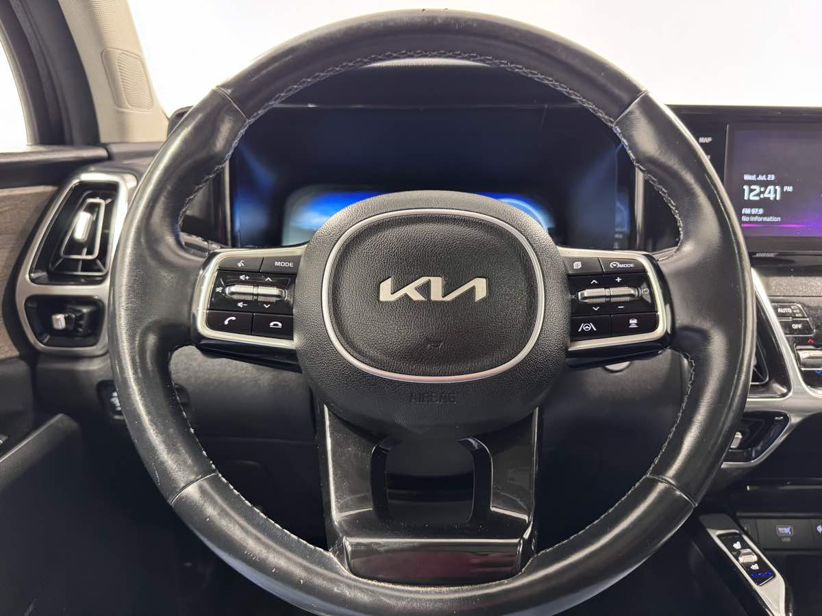 2023 Kia Sorento SX Prestige - Photo 11