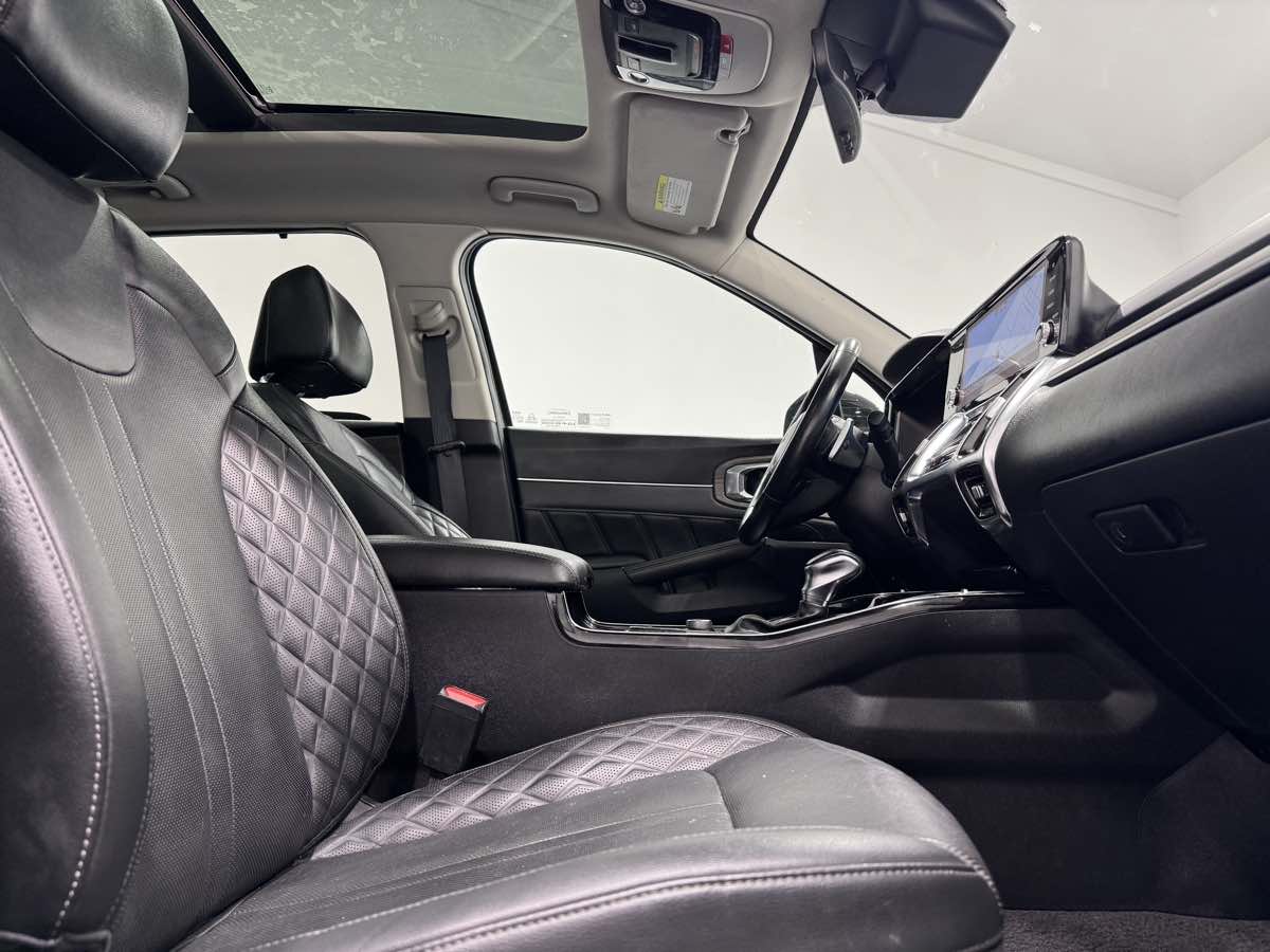 2023 Kia Sorento SX Prestige - Photo 23