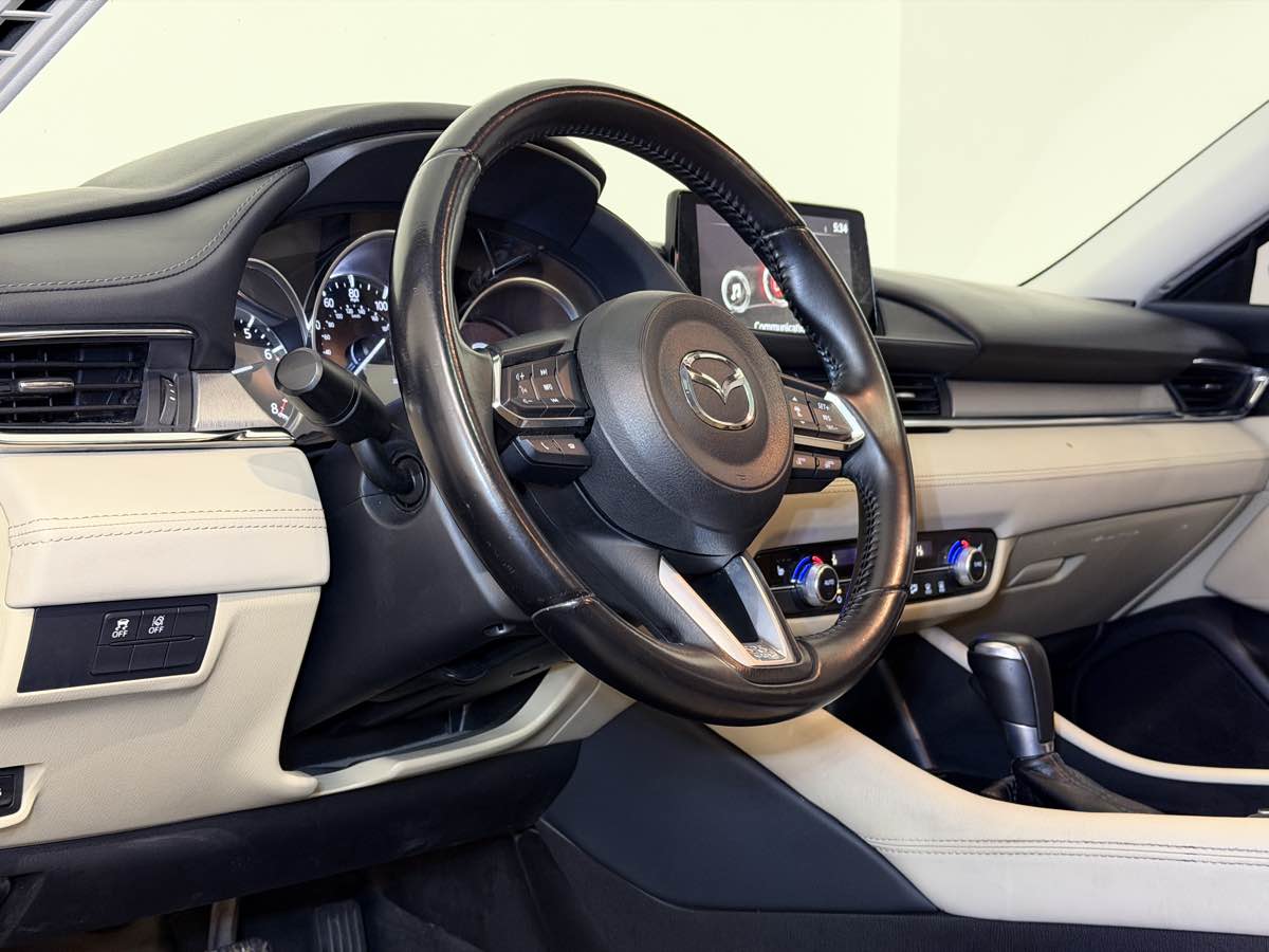 2021 Mazda MAZDA6 Touring - Photo 9