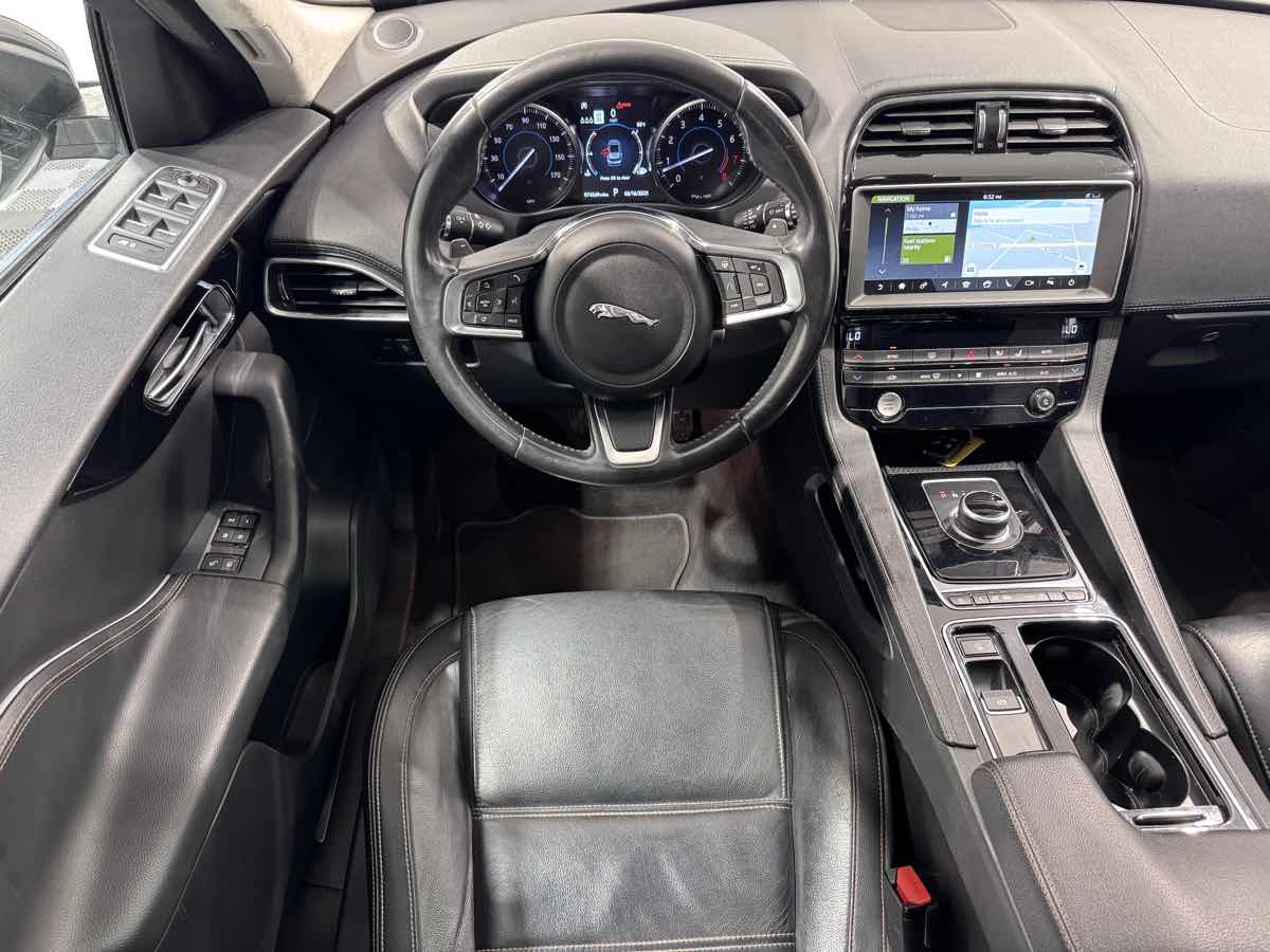 2020 Jaguar F-Pace Prestige - Photo 12