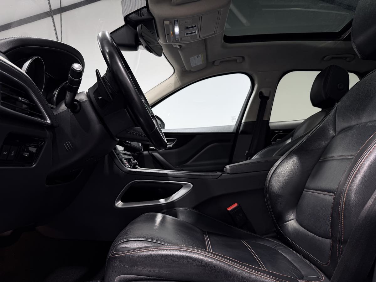 2020 Jaguar F-Pace Prestige - Photo 20