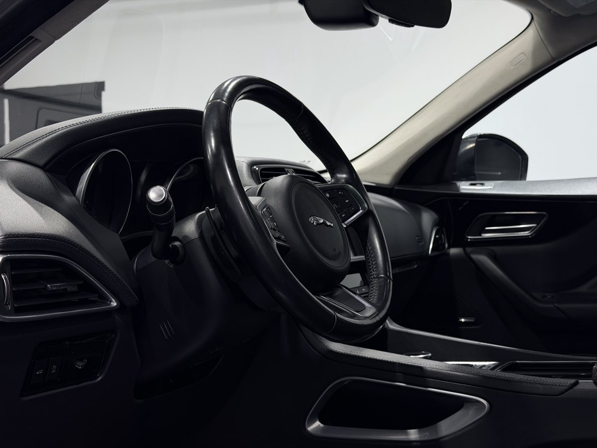2020 Jaguar F-Pace Prestige - Photo 22
