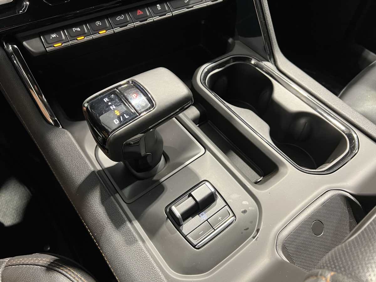 2023 GMC Sierra 1500 AT4 - Photo 14