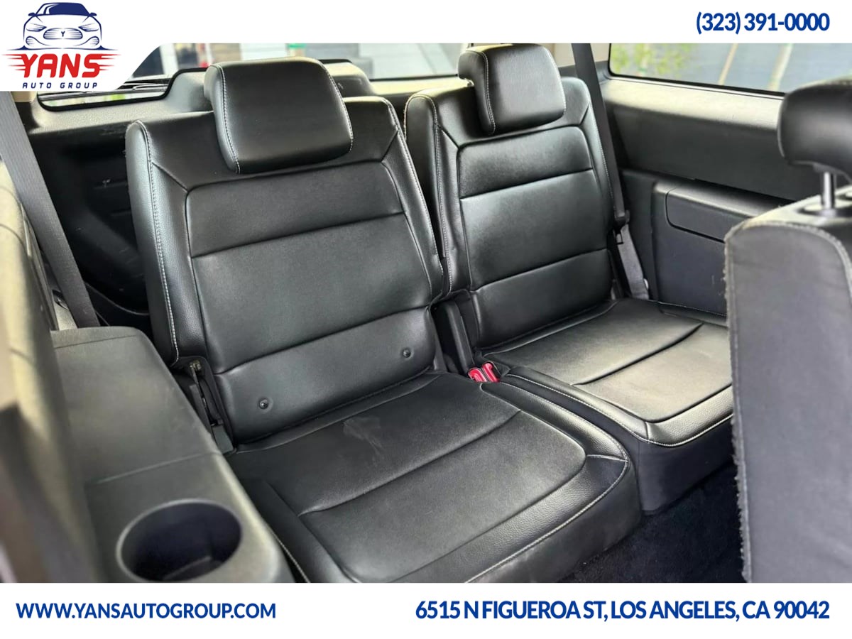 Sold 2011 Ford Flex SEL in Los Angeles