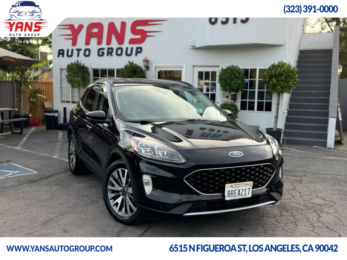 2020 Ford Escape Titanium Hybrid