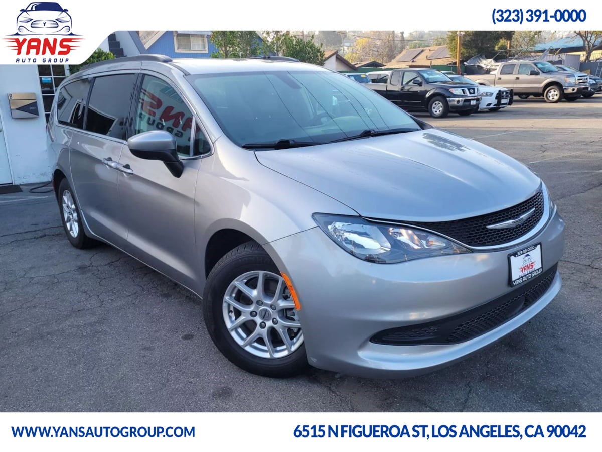 2021 Chrysler Voyager LXi photo 3