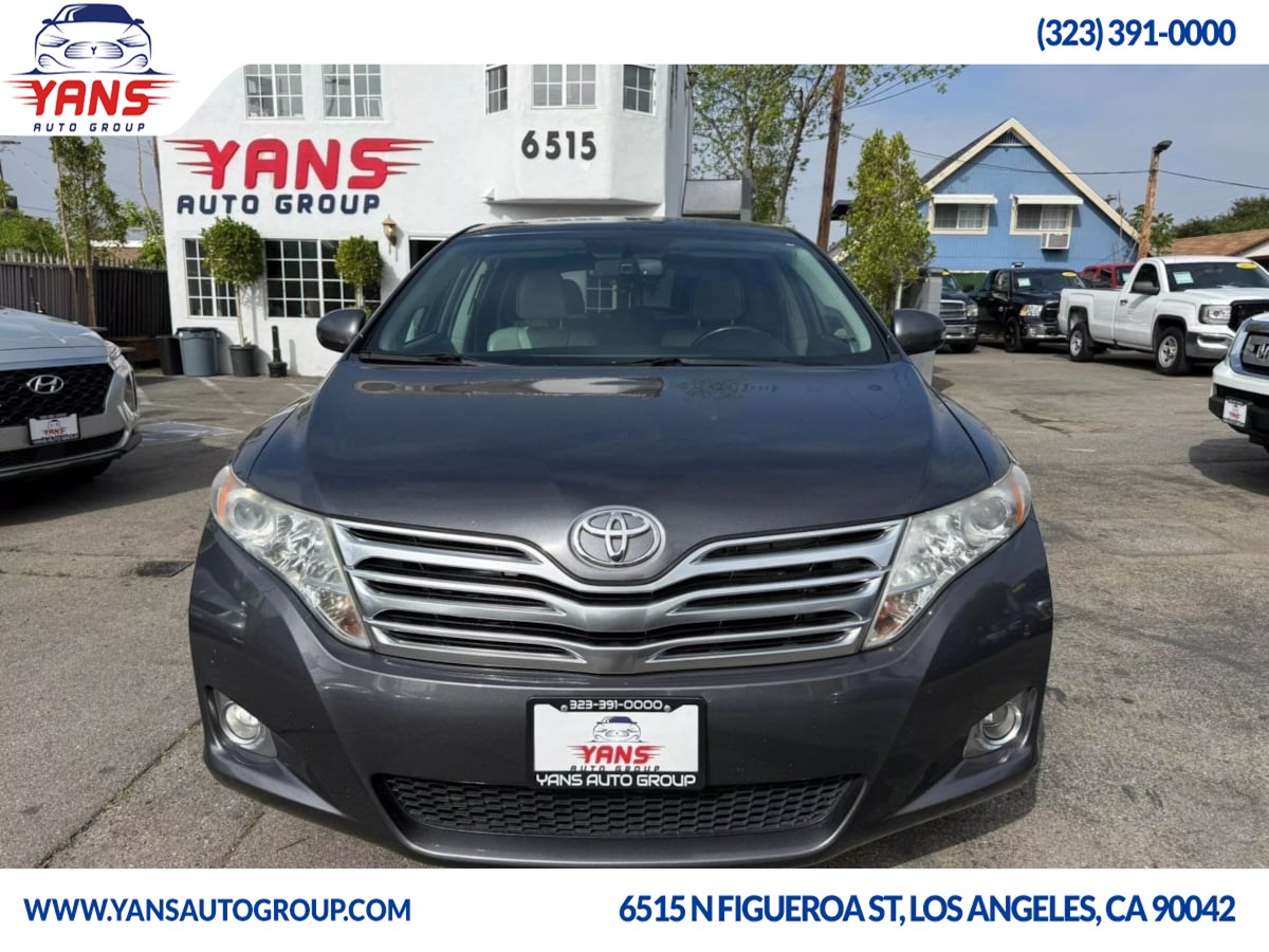 2009 Toyota Venza photo 2