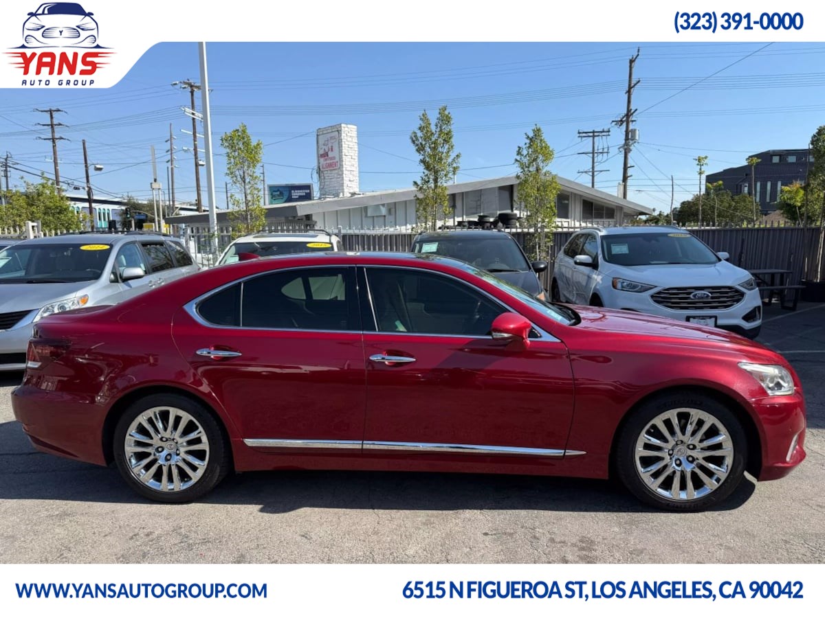 2016 Lexus LS 460 photo 4