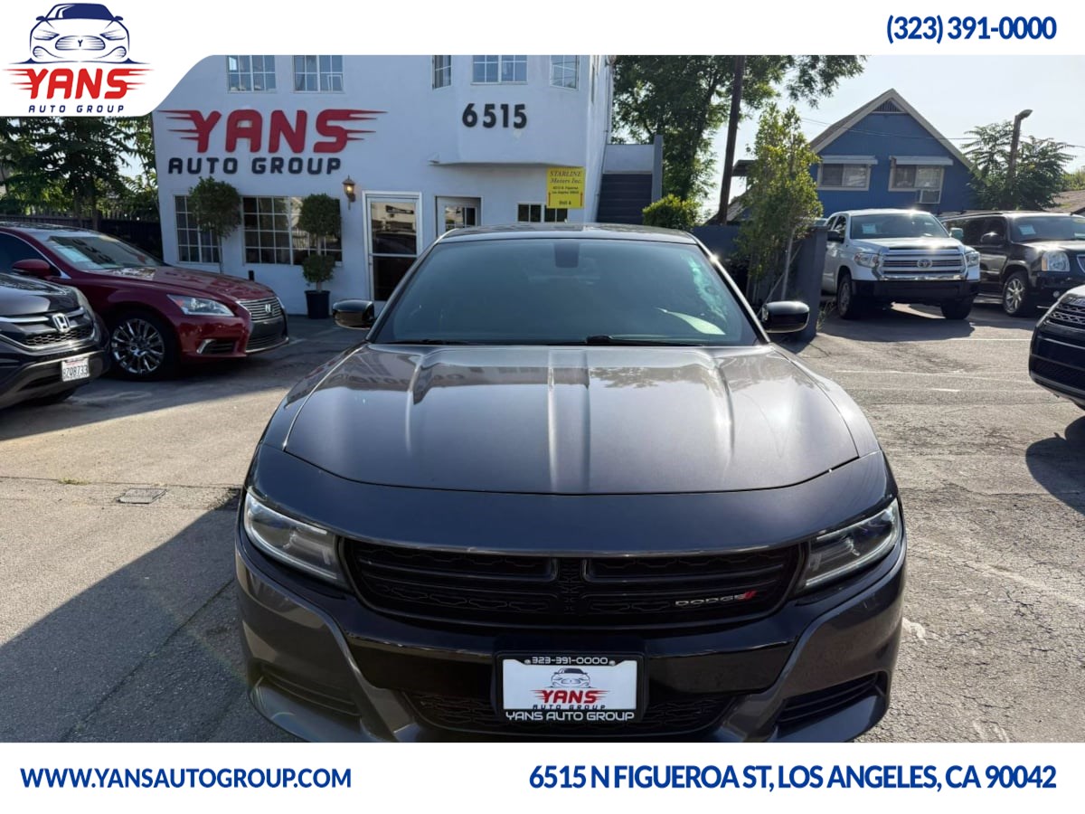 2016 Dodge Charger R/T photo 2