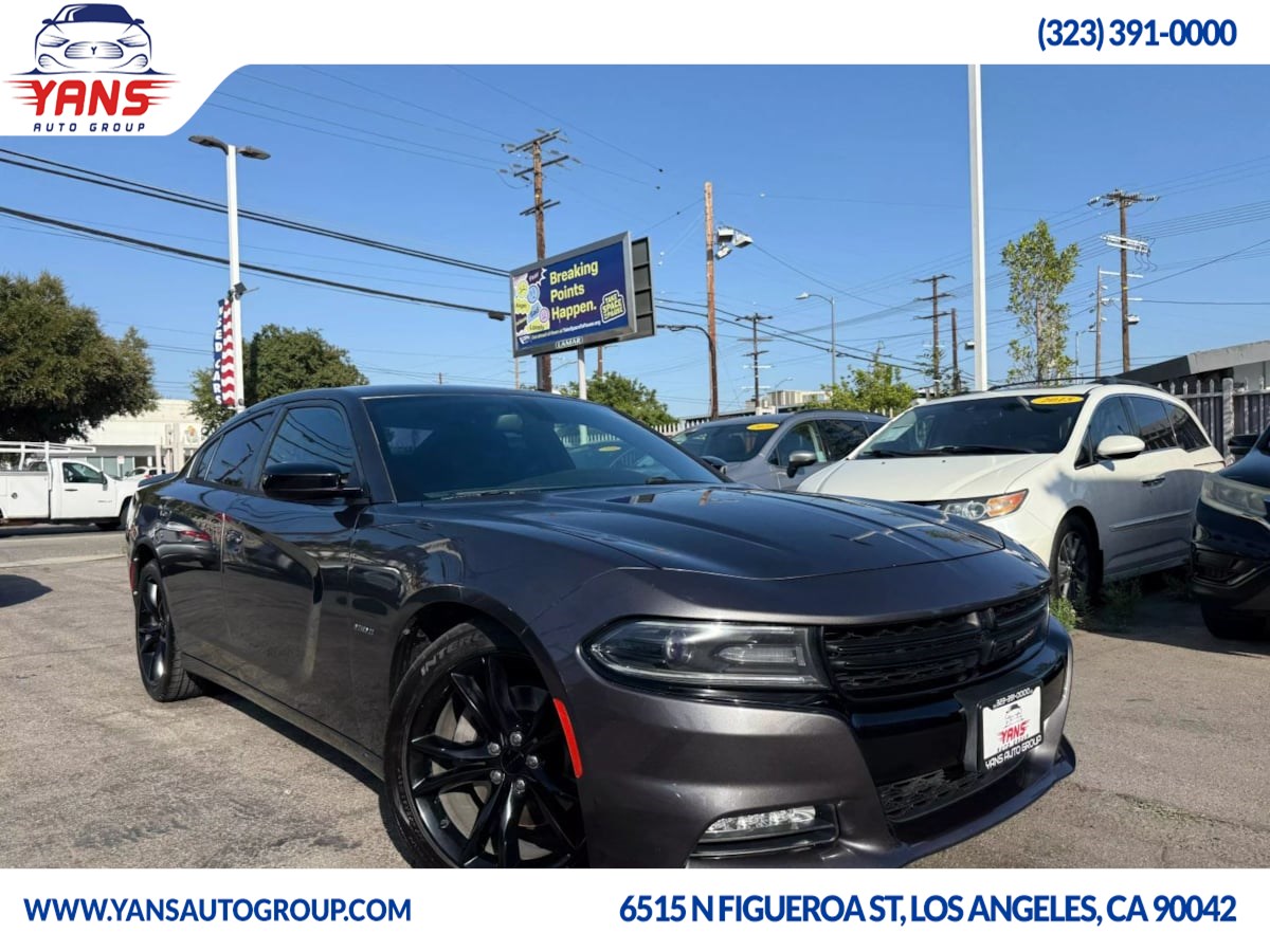 2016 Dodge Charger R/T photo 3