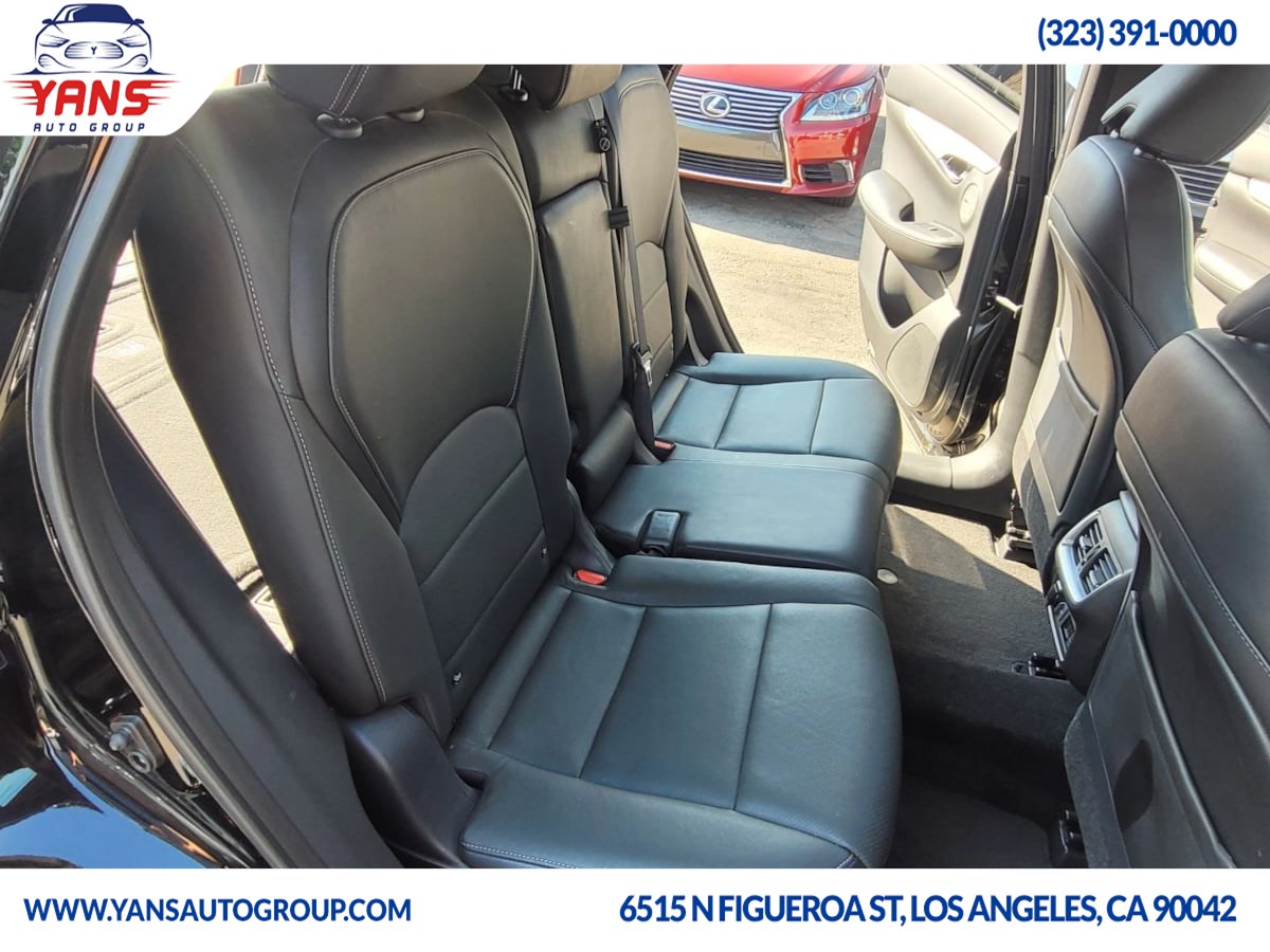 2019 Infiniti QX50 Essential photo 15