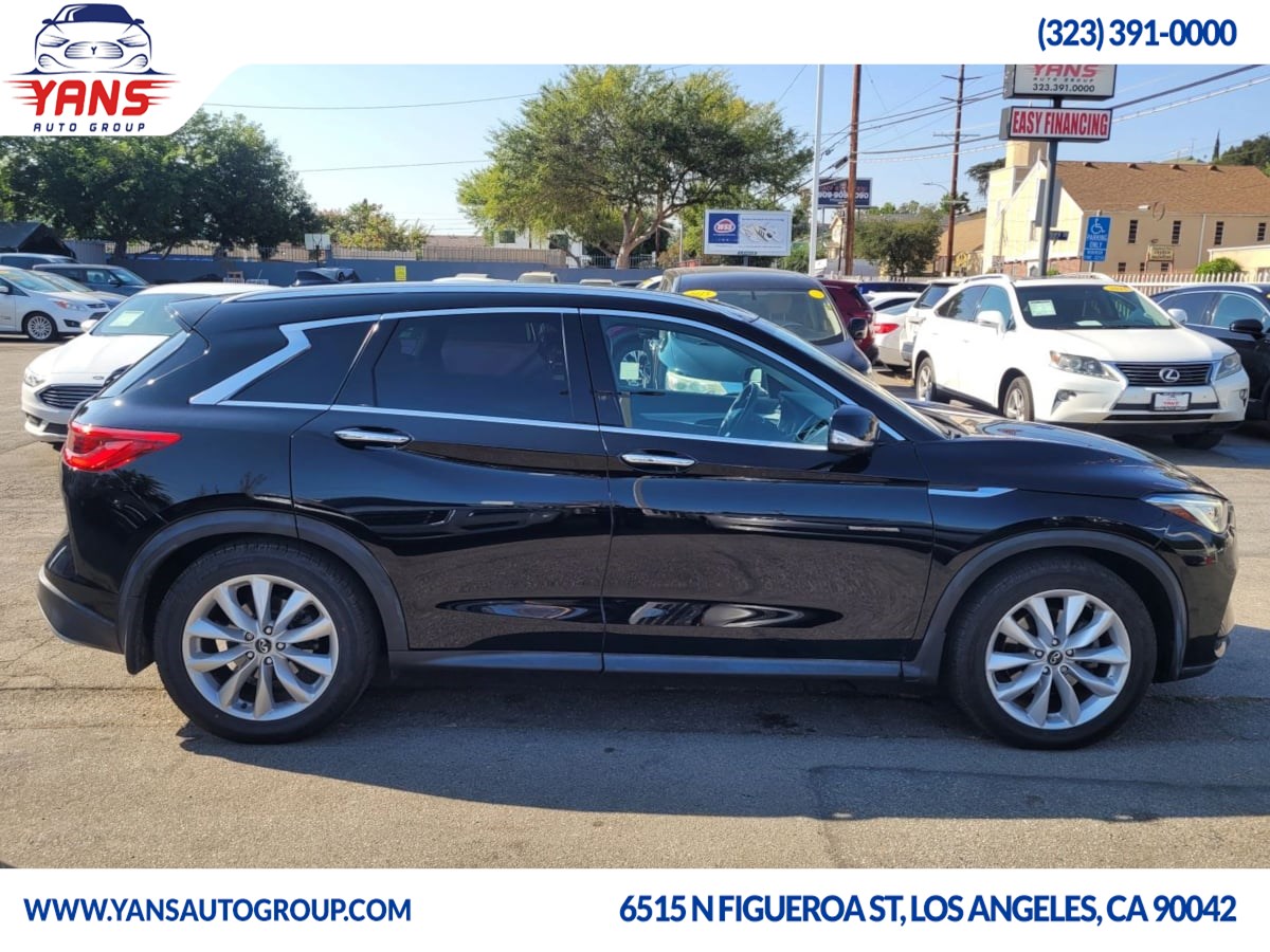2019 Infiniti QX50 Essential photo 4