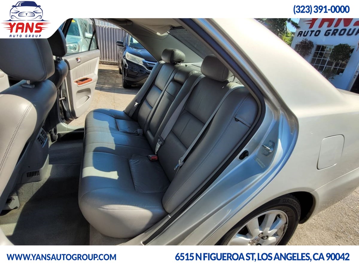2003 Toyota Camry XLE photo 15